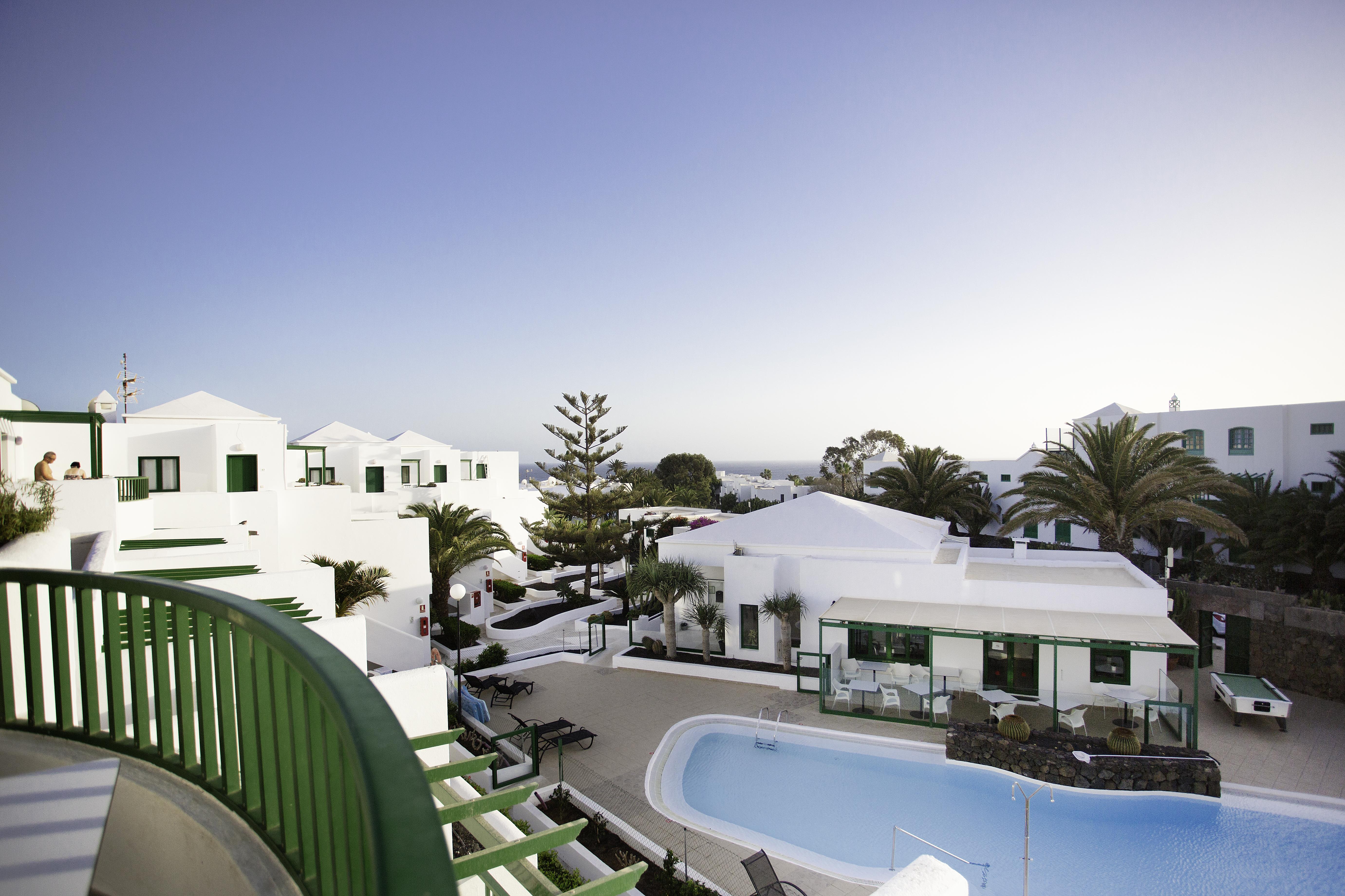Apartamentos El Guarapo Costa Teguise Exterior photo