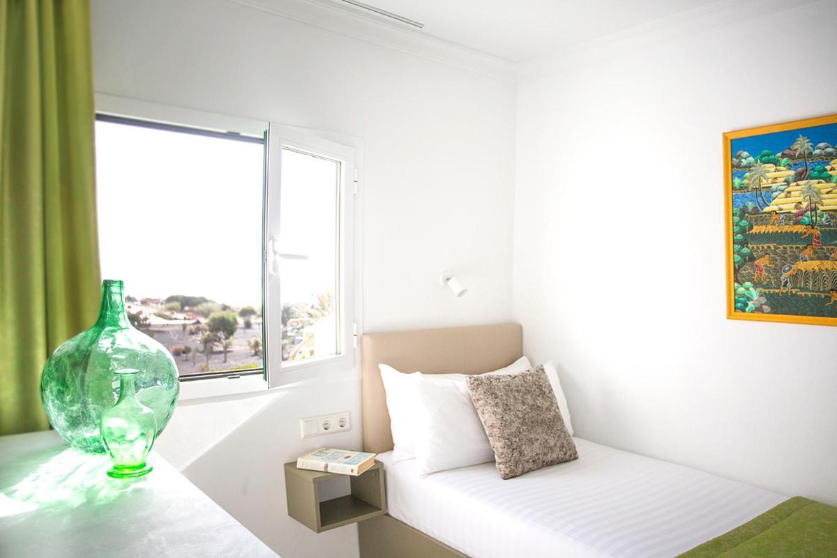 Apartamentos El Guarapo Costa Teguise Exterior photo