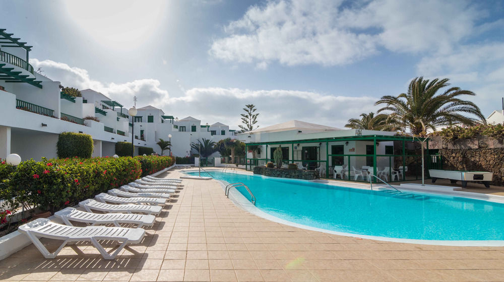Apartamentos El Guarapo Costa Teguise Exterior photo
