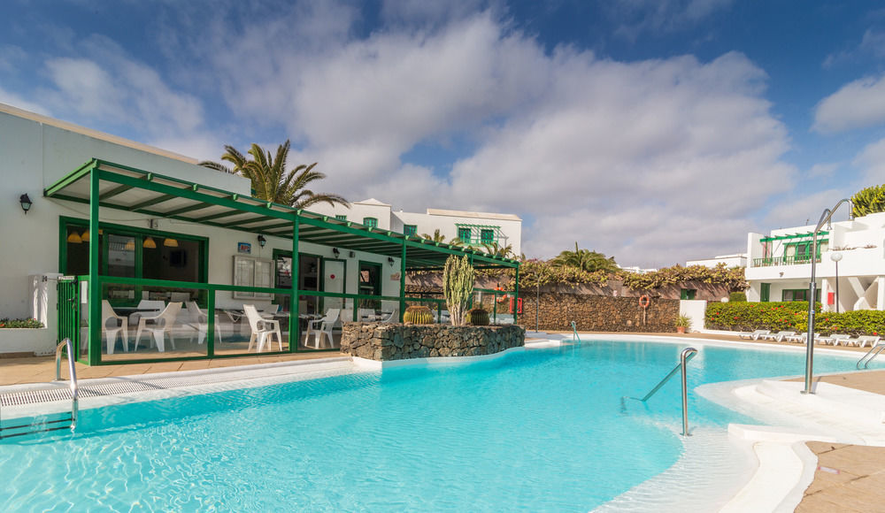 Apartamentos El Guarapo Costa Teguise Exterior photo