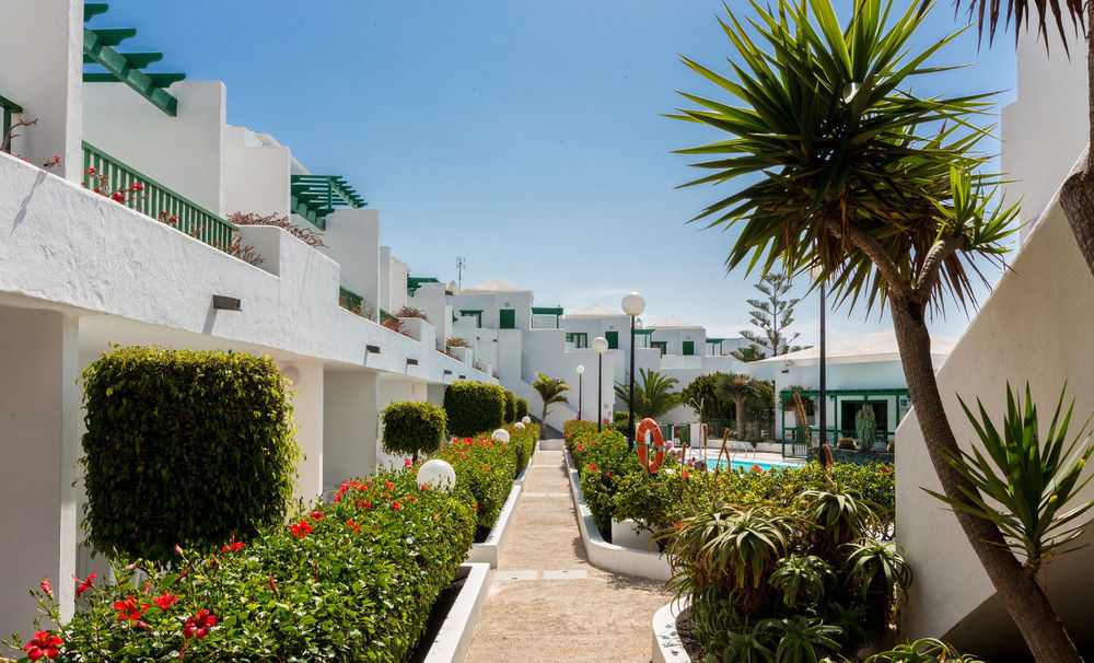 Apartamentos El Guarapo Costa Teguise Exterior photo